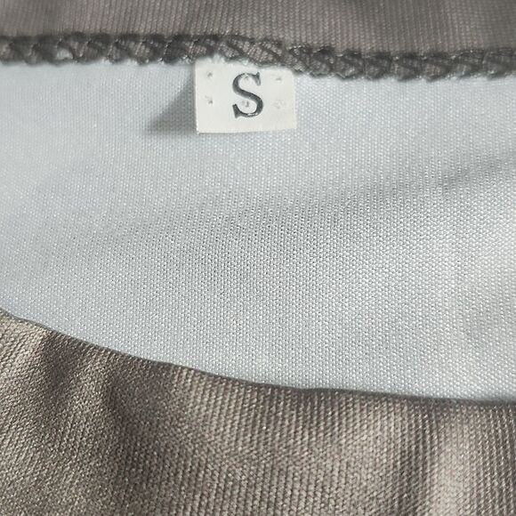 Camouflage Sleeveless Tank Top, Small - Picture 4 of 5